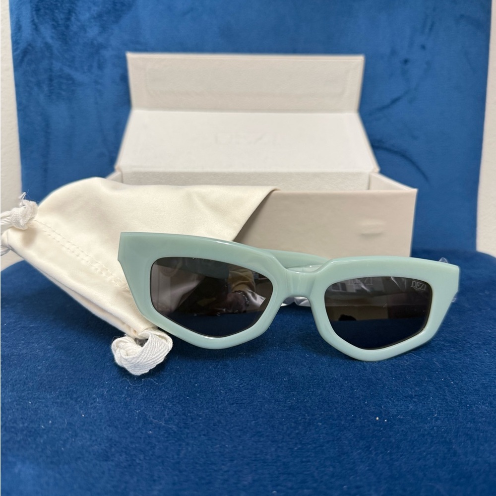 DEZI NEW with Tags On Read 44mm Jade Sunglasses - Made in Italy - Imported - Picture 6 of 9